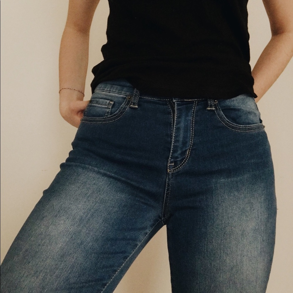 high waisted jeans